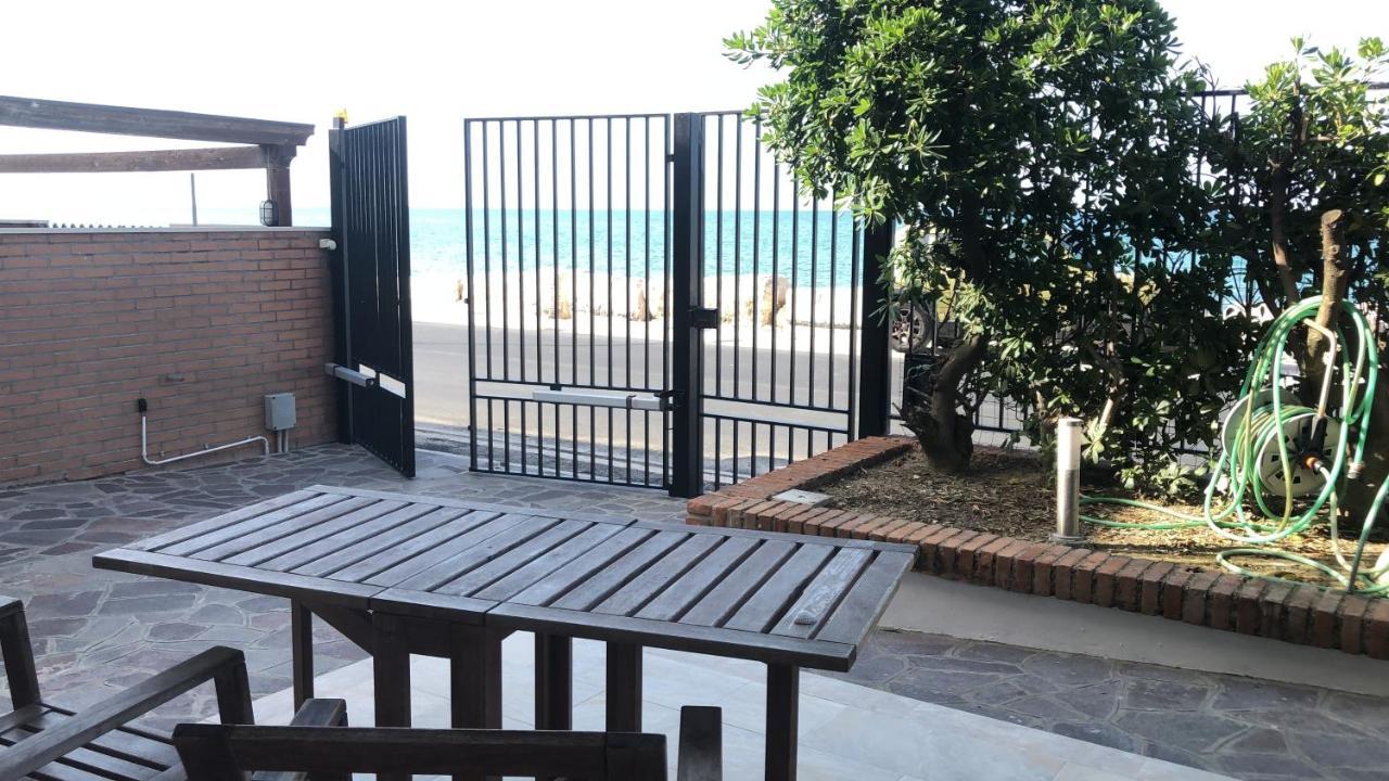 Beach Appartament Marina di Montemarciano Exterior foto